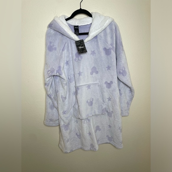 NWT Disney Sherpa Hoodie Women's Sleepwear Pullover PJ Fleece Sweater Purple - Picture 2 of 6